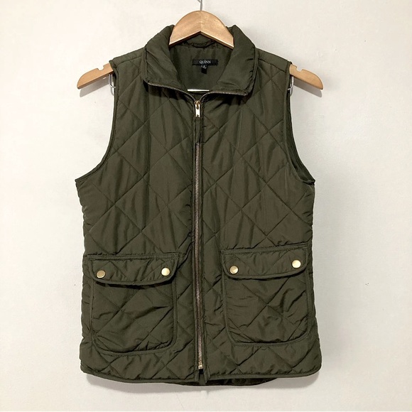 Quinn Green Quilted Vest - Picture 1 of 7